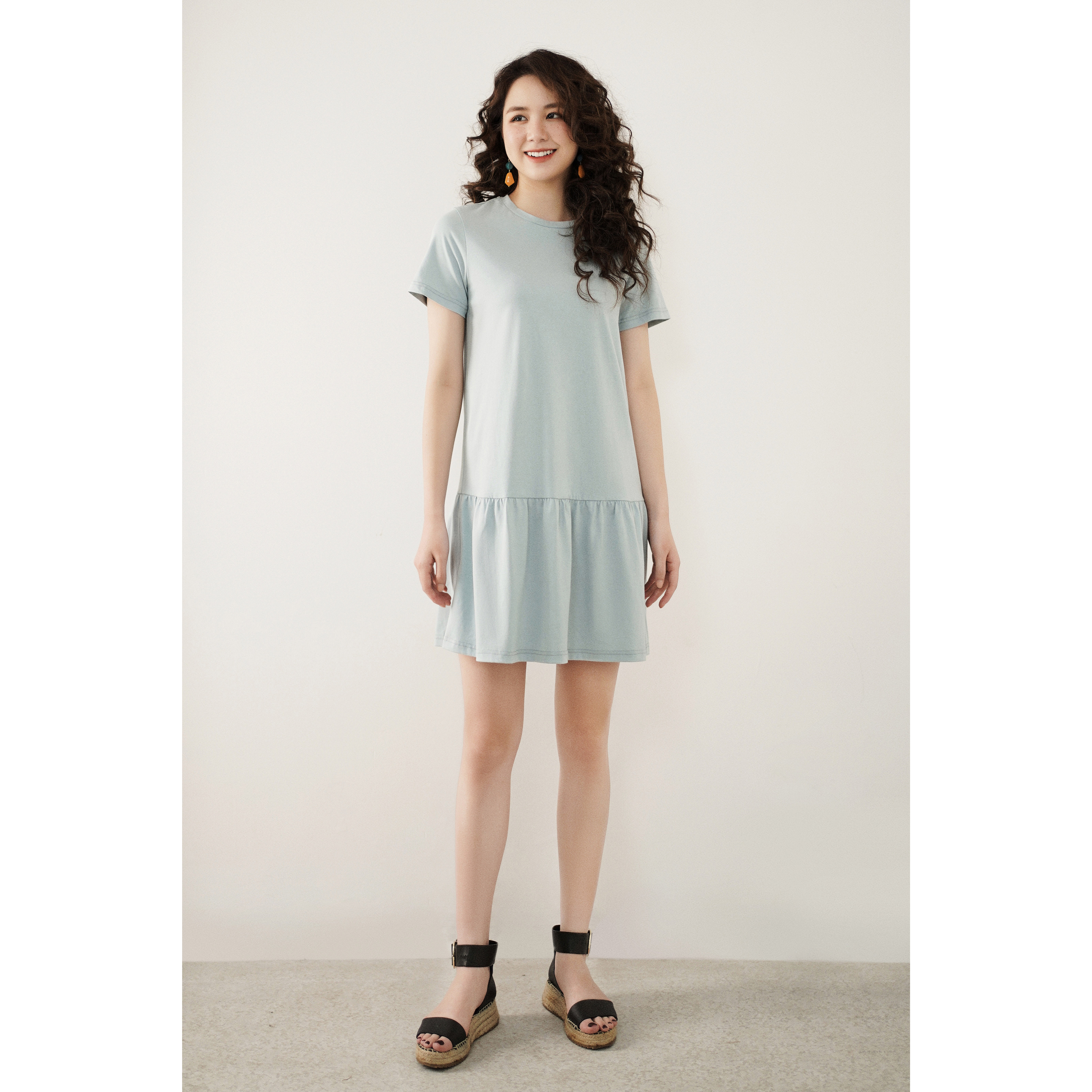 Váy mini đuôi cá cotton basic xanh olive