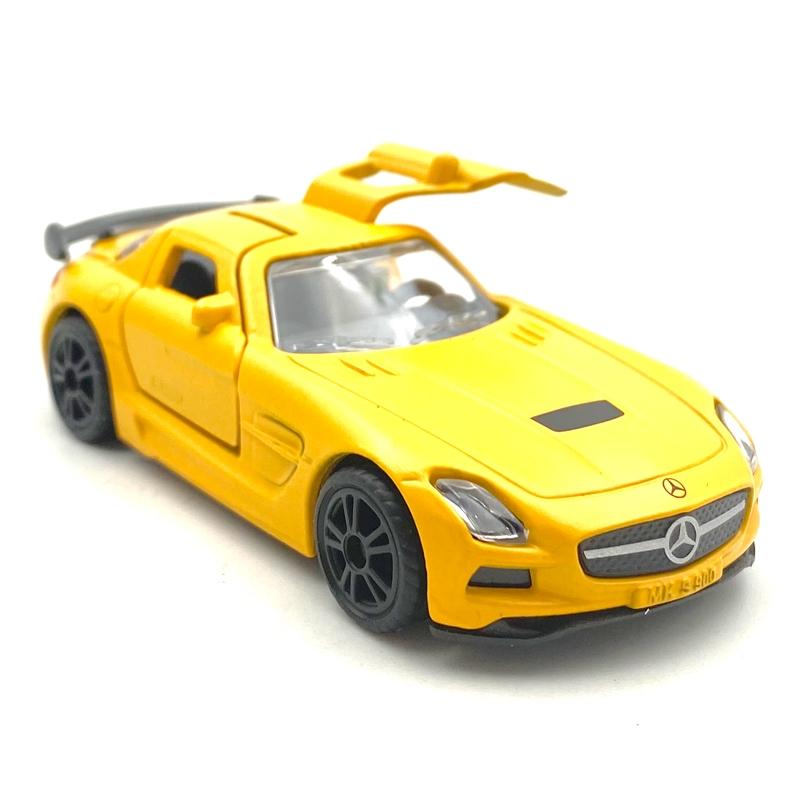 Đồ Chơi Mô Hình Xe Siku Mercedes-Benz SLS AMG 1542 - Màu Vàng