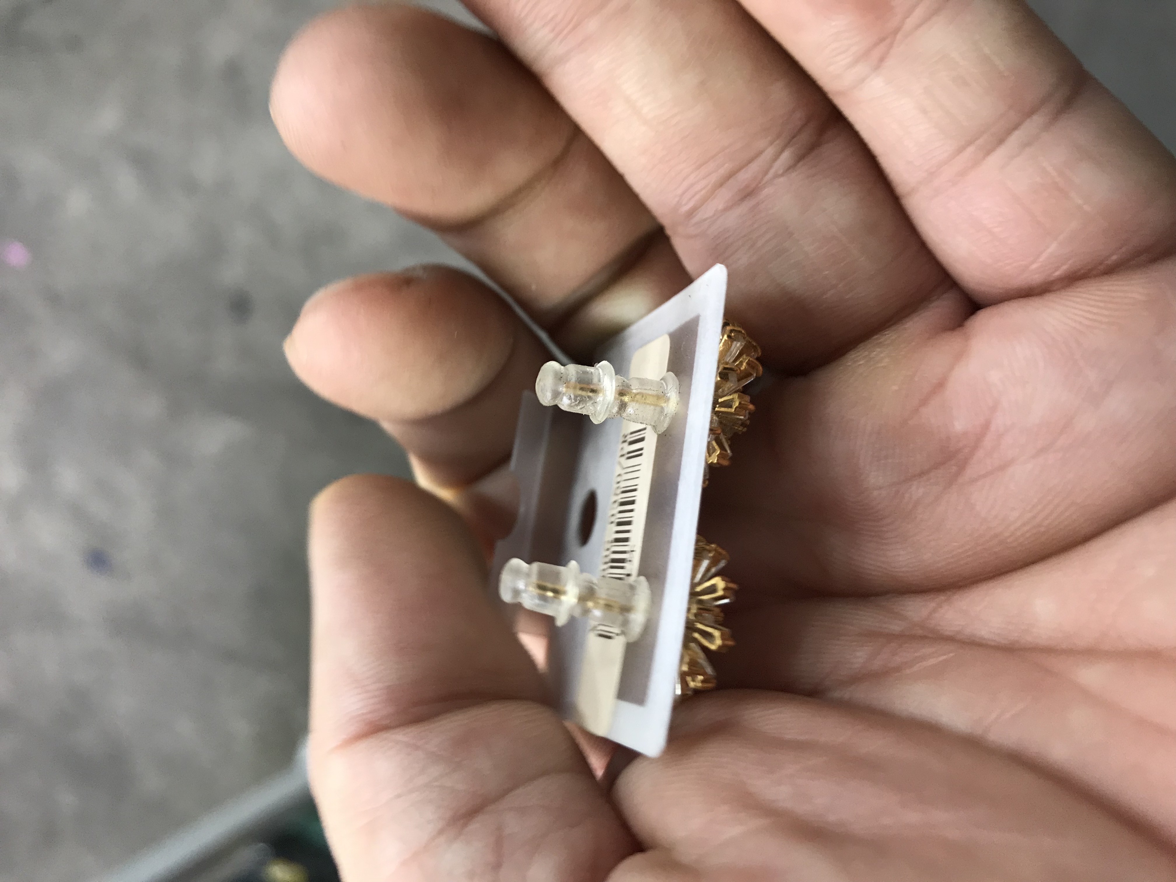 Bông tai mạ vàng hồng