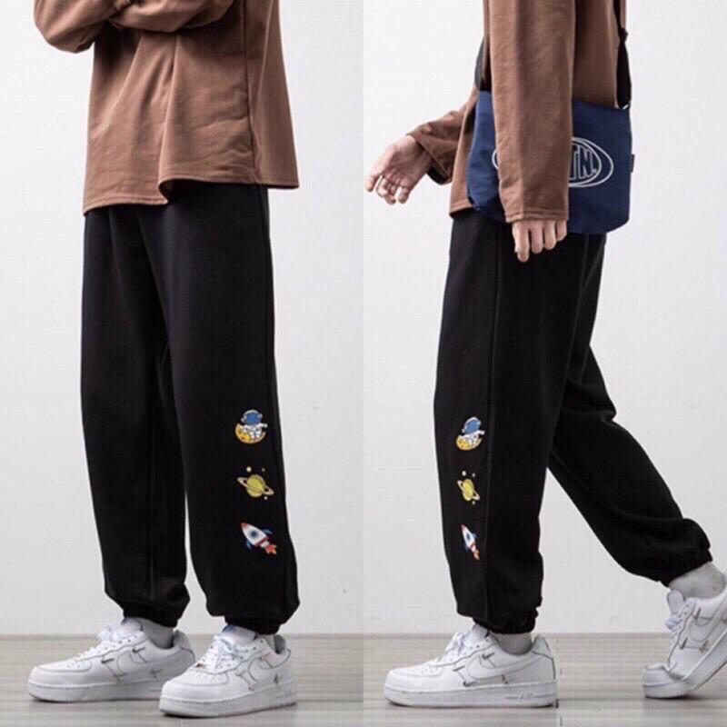 Quần Jogger Ống Suông Hoạ Tiết Planet Ulzzang Unisex Nam Nữ,Quần jogger nữ dài ống rộng phong cách Ulzzang bo gấu chất thun trẻ trung