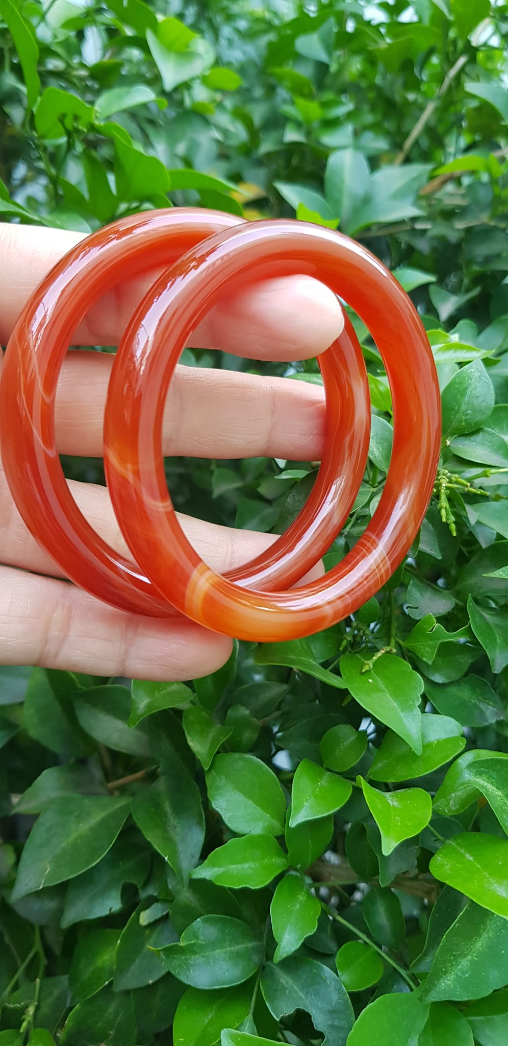 Vòng tay nữ đá mã não đỏ vân đẹp mới Vòng Ni 54mm x cọng 8,5mm Nữ mệnh hỏa mệnh thổ 52kg - 60kg đeo ạ