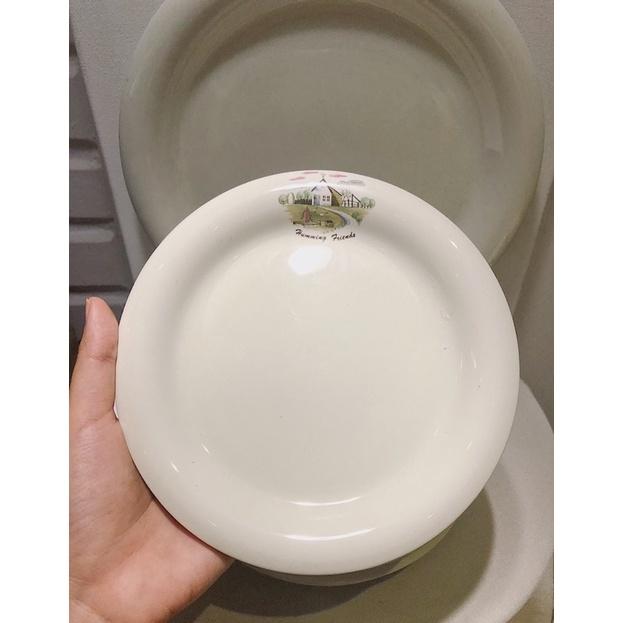 Dĩa hoạt tiết ngôi nhà