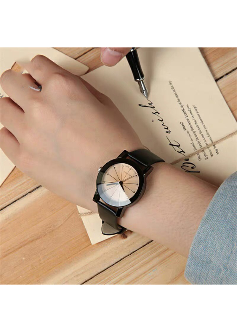 Đồng hồ lắc tay tim DH95