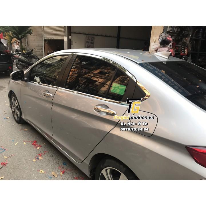 Bộ Ốp, nẹp viền cong, chân kính cho xe KIA Cerato 2019-2020