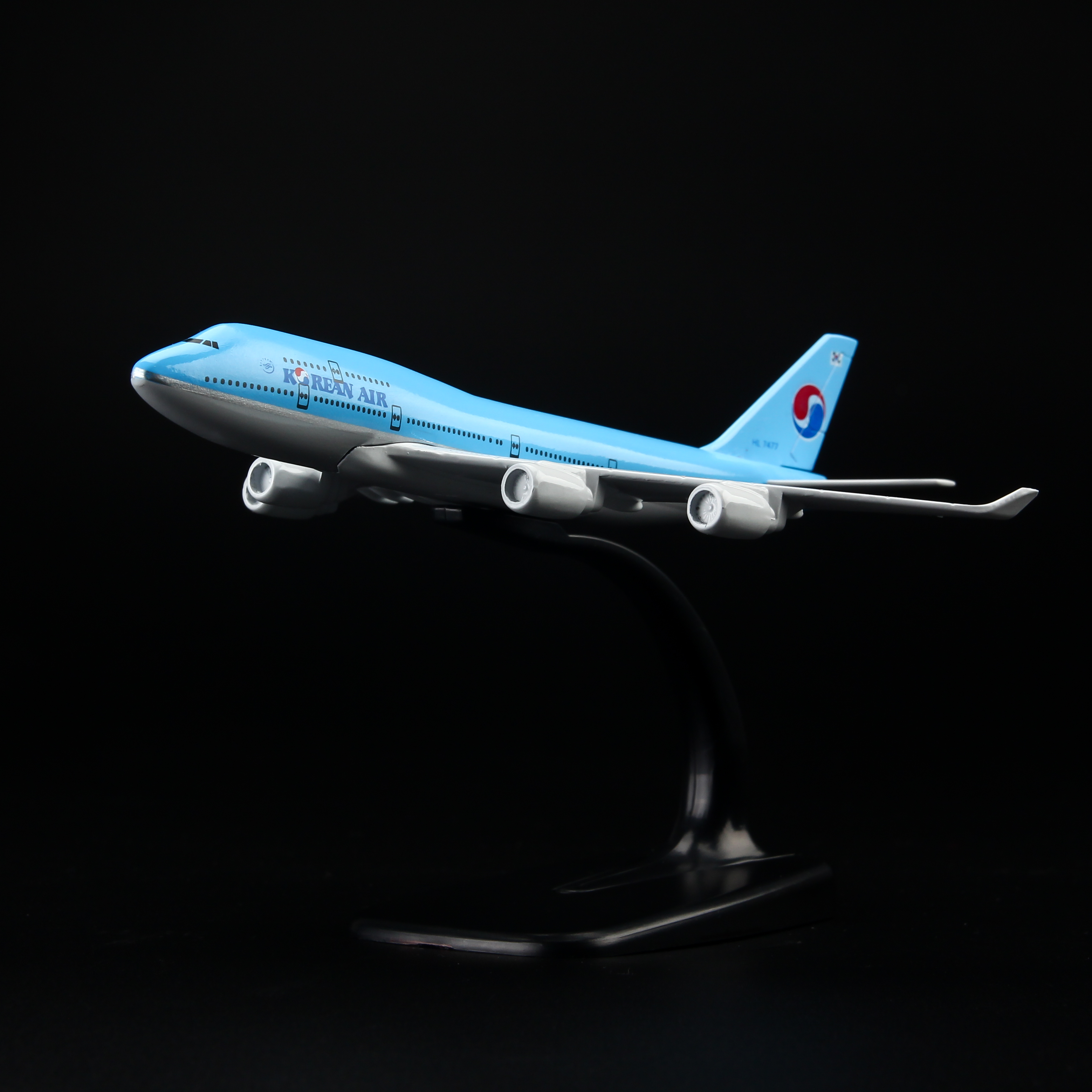 Mô hình máy bay Korean B747 16cm MBMHS16