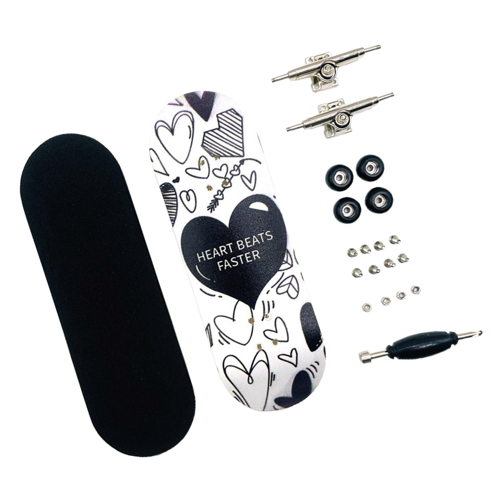 Novelty Finger Skateboard Favors for Kids Toddlers Boys Girls Gifts