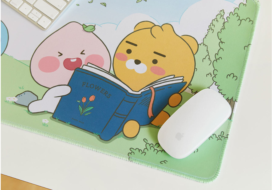 Tấm Lót Bàn Làm Việc Little Picnic KAKAO FRIENDS - Hàng chính hãng