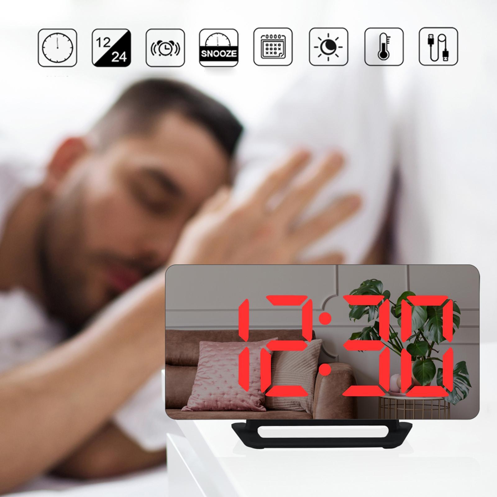 LED  Clock Snooze Temperature   USB Mirror Surface