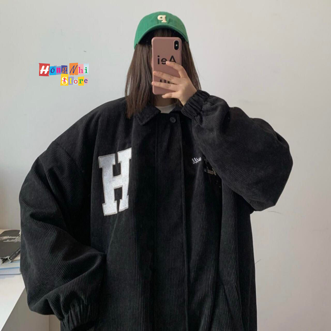 Áo Khoác Bomber Nhung Tăm Thêu Chữ H Dây Kéo Dáng Rộng Nam Nữ Ulzzang Unisex - MM