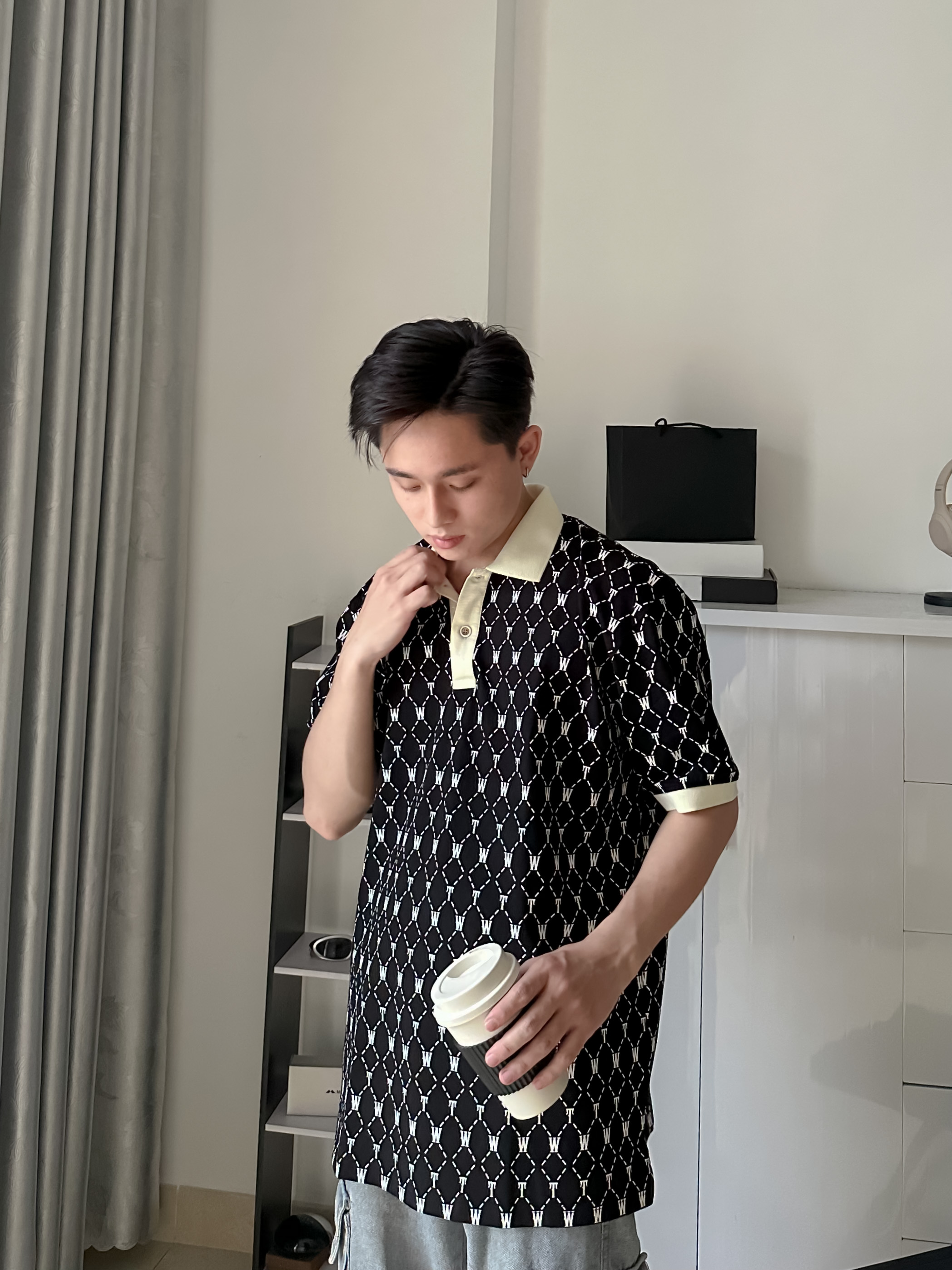 Hai Áo Polo Premium Local Brand Teeworld Monogram Unisex Nam Nữ Form Rộng 2 Màu Cùng Size