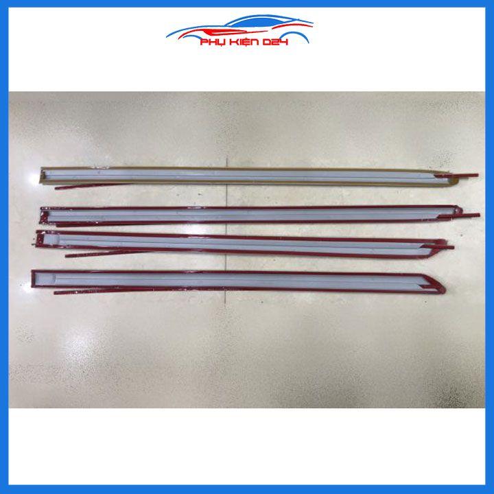 Bộ ốp nẹp sườn, nẹp hông xe ô tô Avanza 2022-2023 mẫu Inox trang trí bảo vệ cửa xe hơi