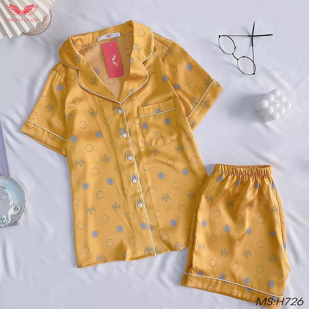 Đồ bộ nữ mặc nhà Pijama VINGO lụa Gấm tay ngắn quần đùi hoạ tiết vương miện dễ thương mặc mùa Hè thoải mái H726 VNGO