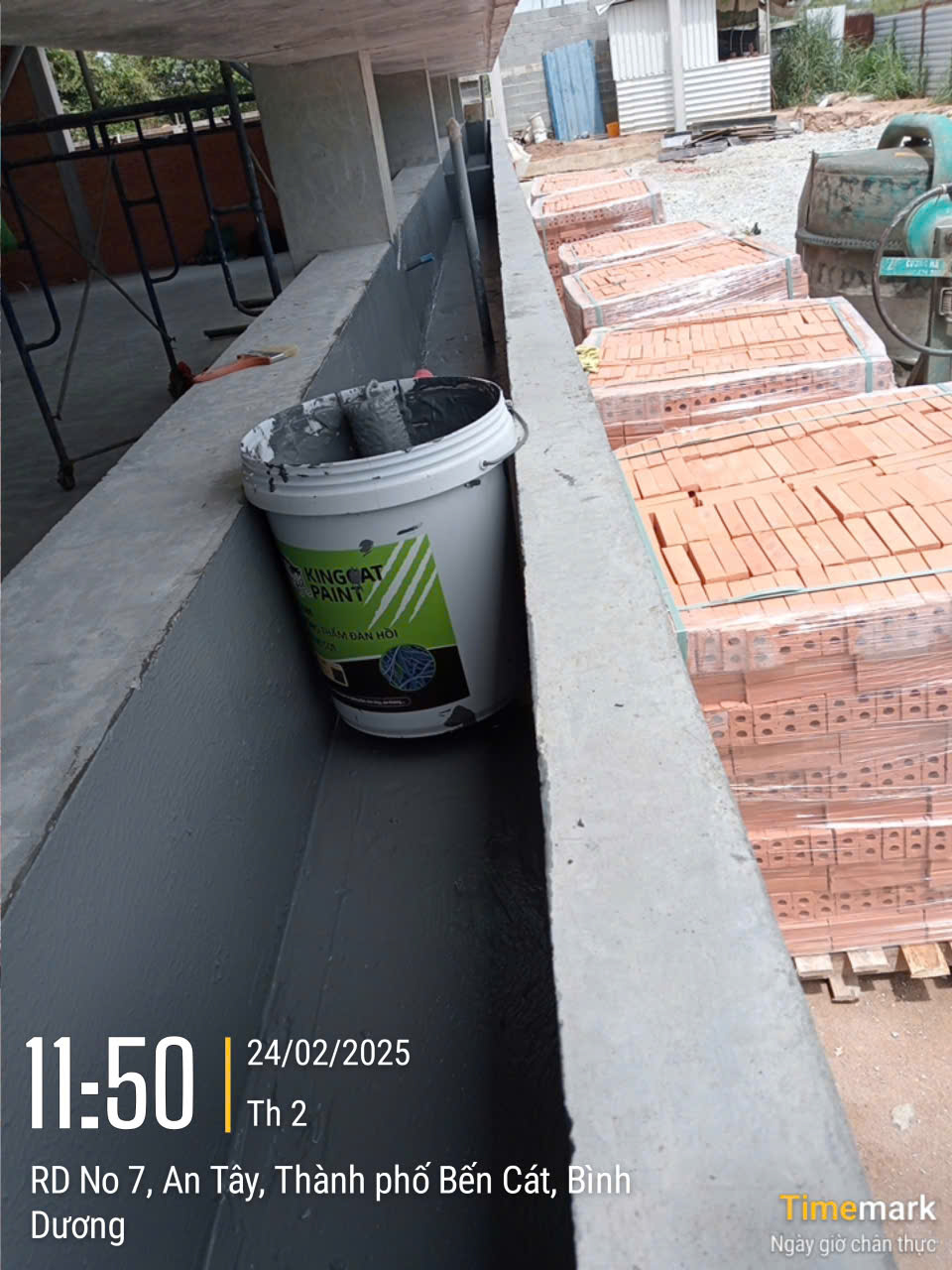 (Bộ sơn Lót 3,8L - Phủ 18L) Sơn Chống Thấm Trung Gian KINGCAT Lót V1-100 &amp; Phủ V1-088 - Cho tường, sàn mái, toilet, hồ nước... thi công được 17m2