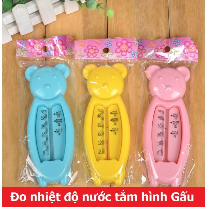 Đo nhiệt độ nước khi tắm cho bé hình gấu hoặc cá