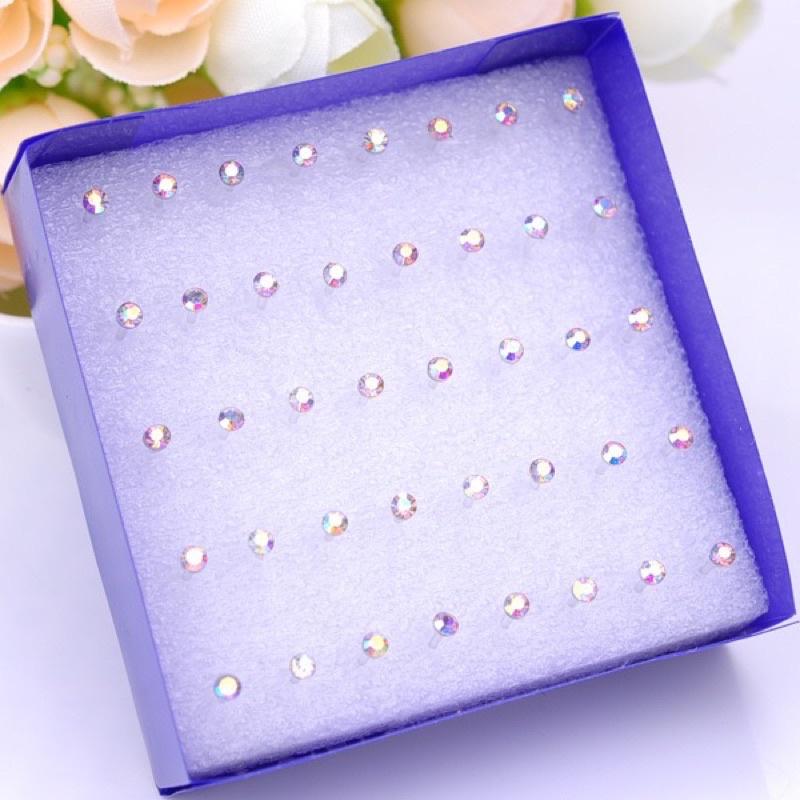 Bông tai đuôi nhựa màu đá xinh xắn
