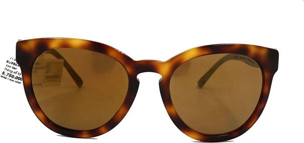 Kính mát Burberry B4266D