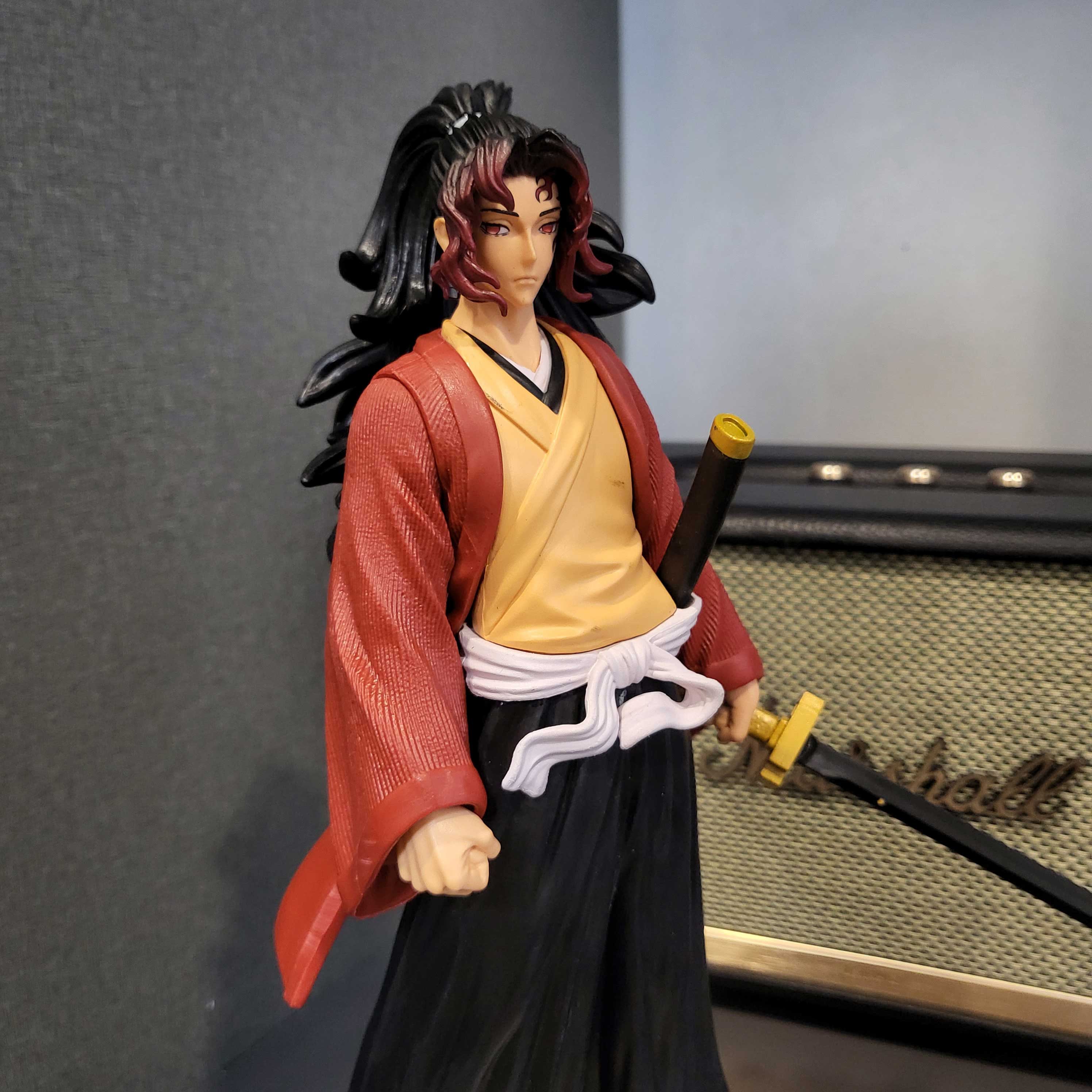 Mô hình Kiếm Sĩ Mạnh Nhất Tsugikuni Yoriichi 30cm - Kimetsu No Yaiba