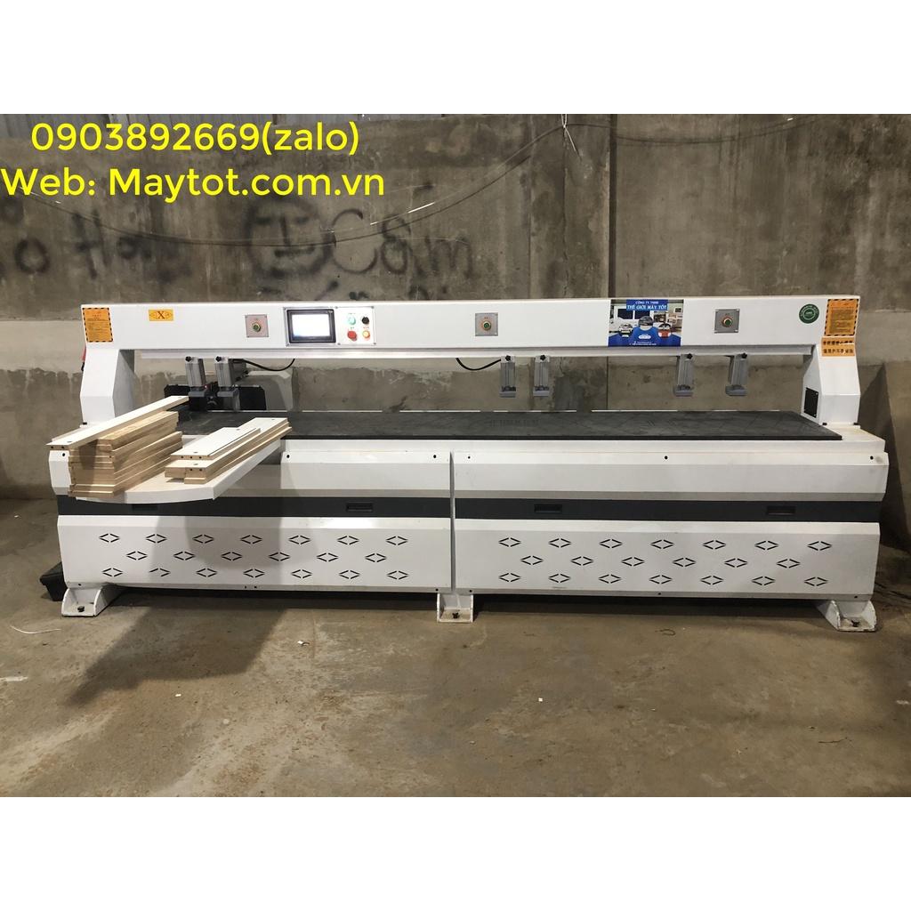 máy khoan liên kết tự động CNC