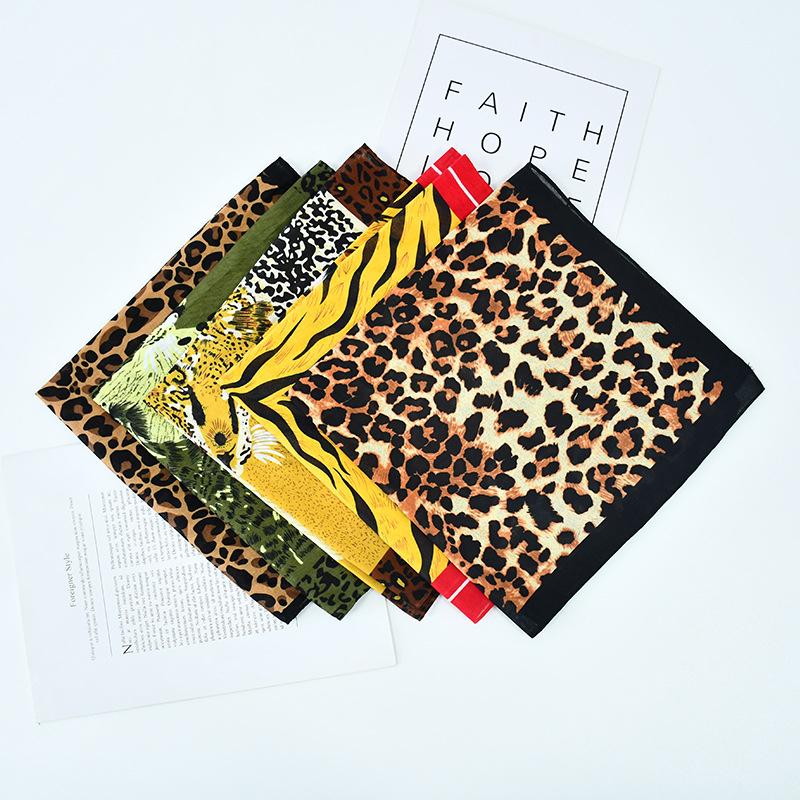 Bộ sưu tập khăn vuông bandana cotton họa tiết báo cá tính (54x54cm) - BDN37 hổ vàng nâu
