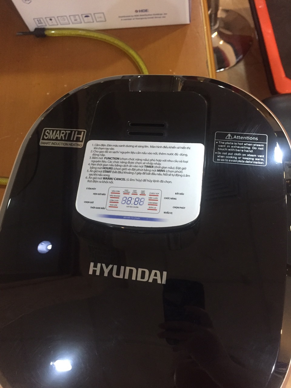 Nồi Cơm Điện Cao Tần Hyundai HDE 2200 Ghi Xám (1.5 lít) - Hàng chính hãng