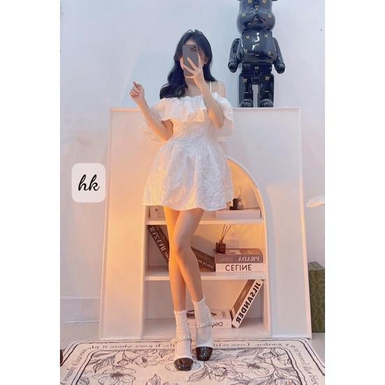 Váy trắng trễ vai hoa xốp mẫu thiết kế mới