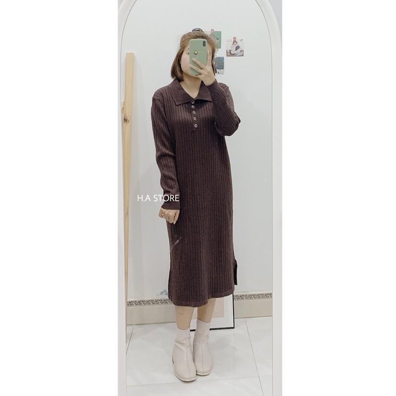 Đầm len cổ sen đính cúc