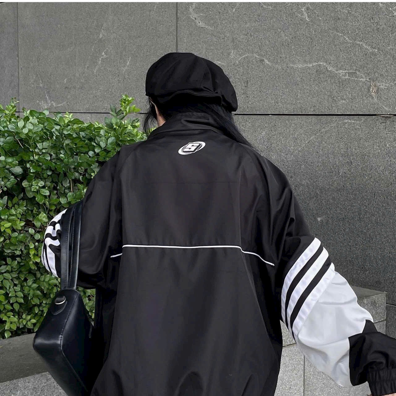 Hình ảnh áo khoác dù 2 lớp oversized jacket Logo Form Rộng Oversize Local Brand Nam Nữ Unisex, áo khoác gió bomber thể thao cặp đôi chống nắng