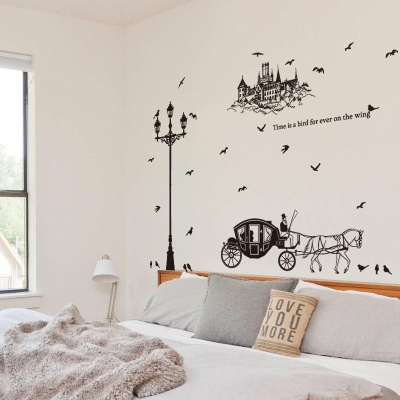 Decal dán tường nghệ thuật khung cảnh đường phố châu âu xưa