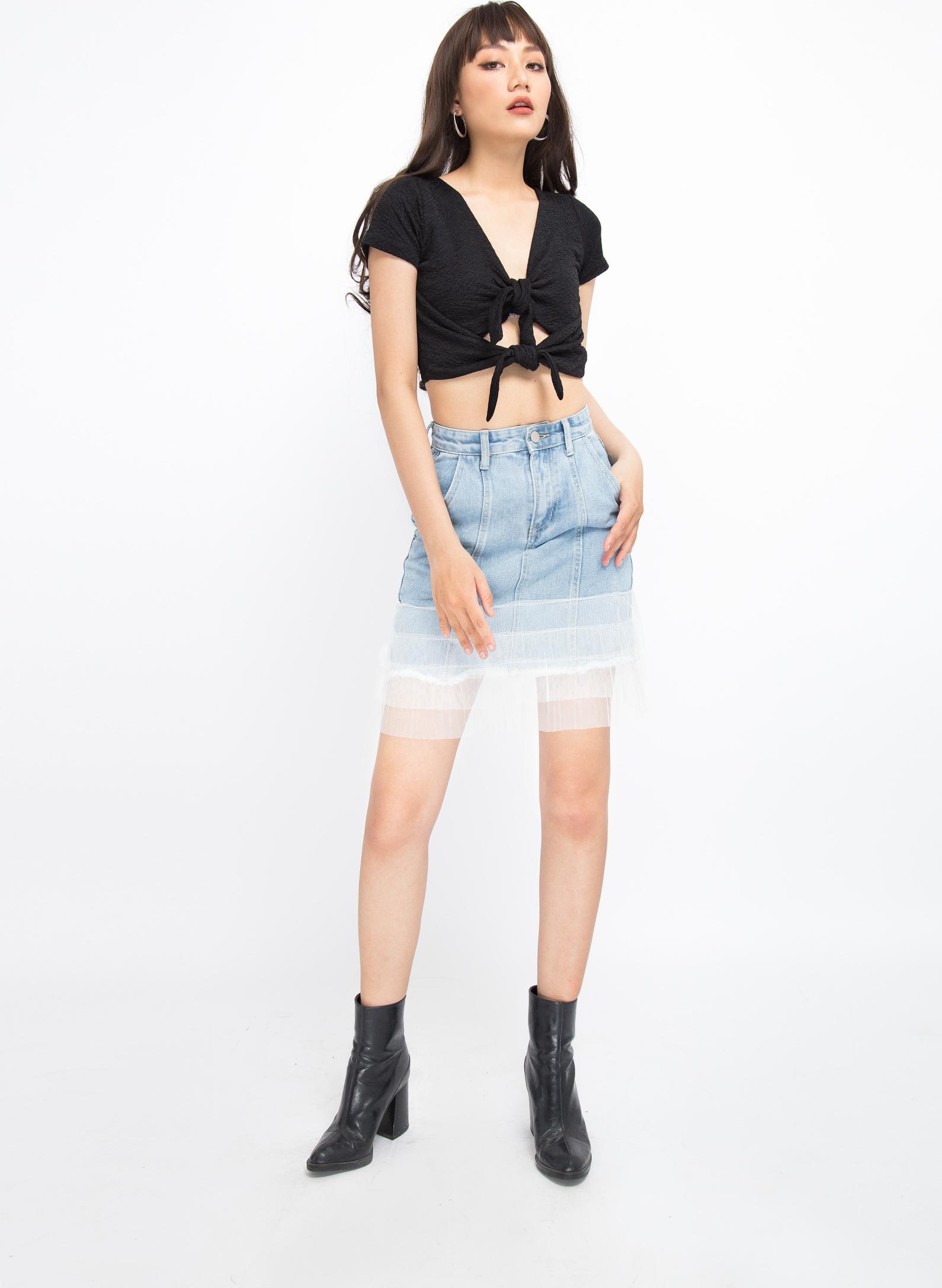 Black Backless Crotop