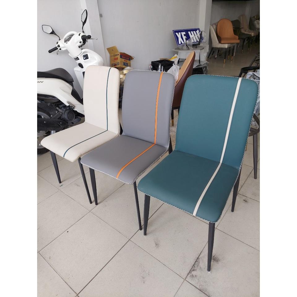Bàn ăn 4 ghế mặt đá ceramic chống thấm, chân sắt sơn tĩnh điện MS11 06