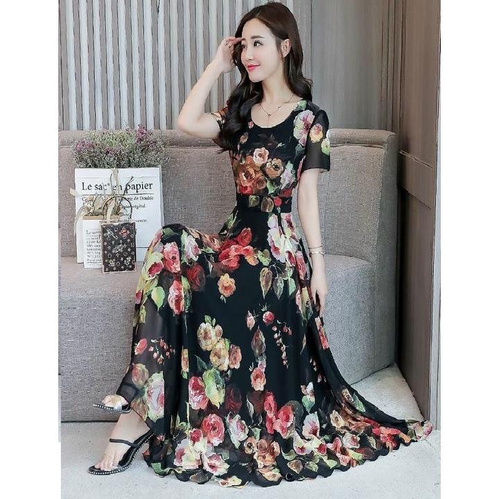 ĐẦM XÒE HỌA TIẾT HOA HỒNG