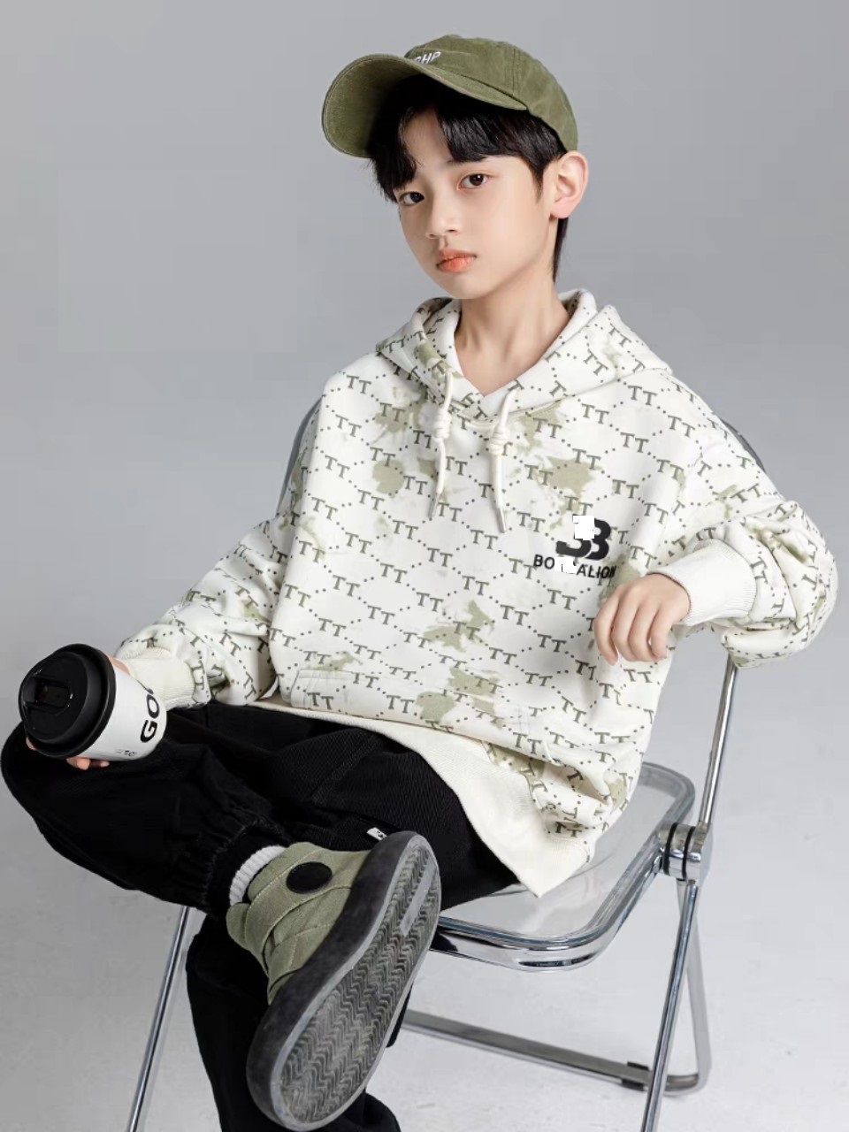 Áo Hoodie bé trai và bé gái size đại, Áo nỉ cho bé 4-10 tuổi in chữ TT tràn áo chất liệu cao cấp kiểu dáng thời trang
