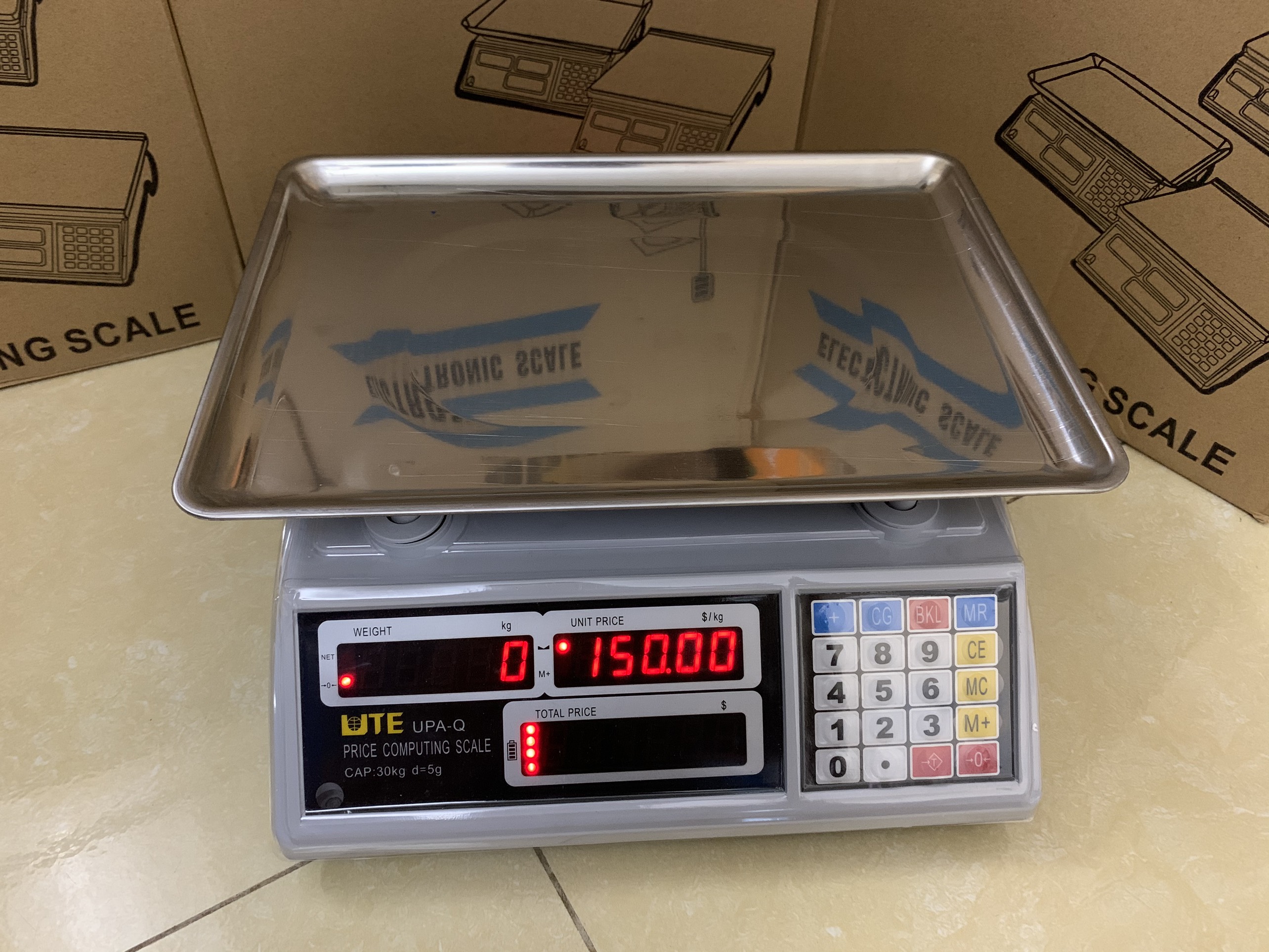 CÂN ĐIỆN TỬ TÍNH TIỀN HÀNG 30kg/5gam UPA-Q . Màn Hình Hiển Thị 2 Mặt