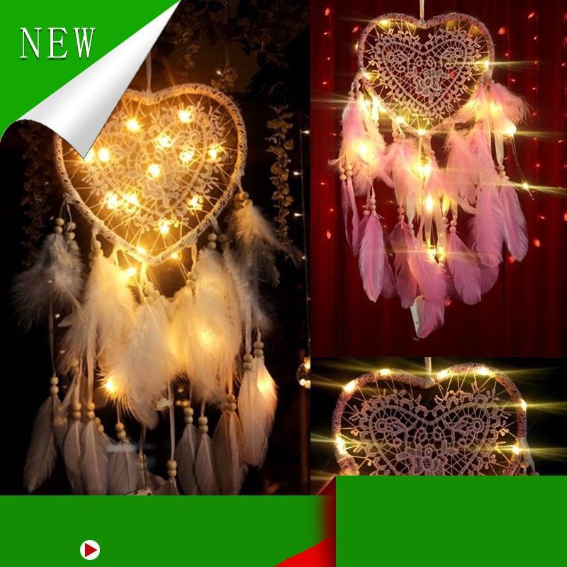 Vòng bắt giấc mơ có đèn LED hình trái tim trang trí phòng ngủ
