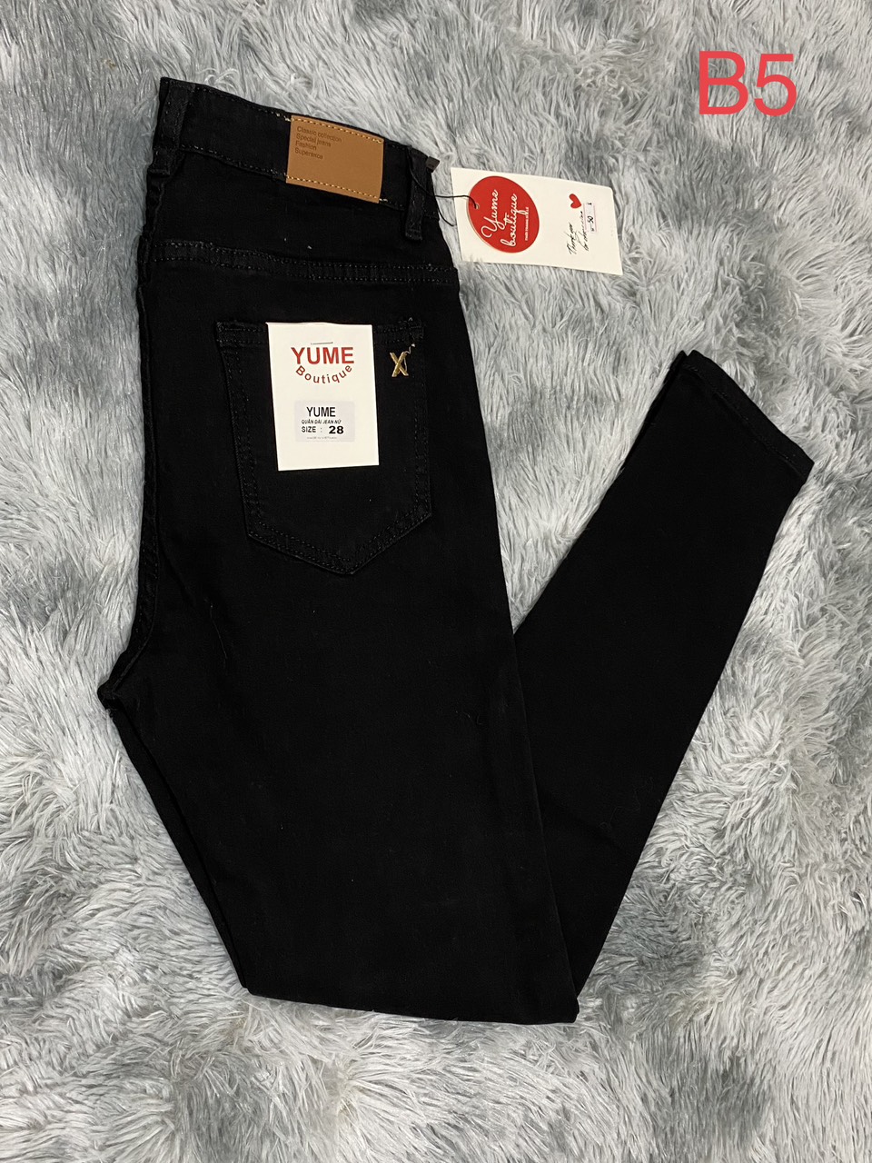 Quần jean dài nữ lưng cao đầu cúp. Có size 26-44. Vải dày và co giãn. YUME JEAN BIGSIZE