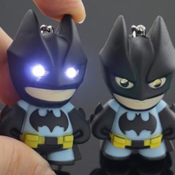 Móc khóa đèn Led biệt đội siêu anh hùng phát sáng,có âm thanh từng loại- Móc khóa đèn led 3 trong 1