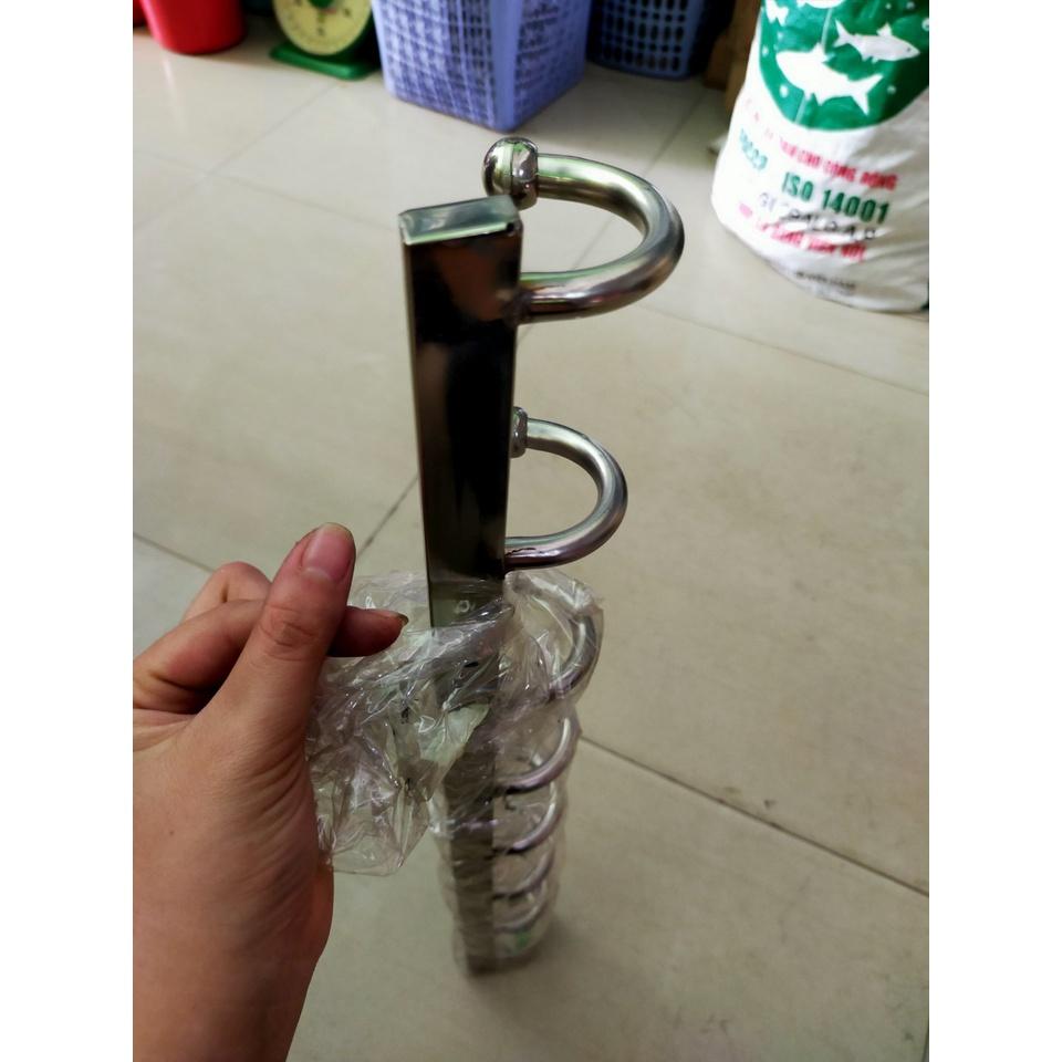 Móc treo quần áo gắn tường inox loại rẻ