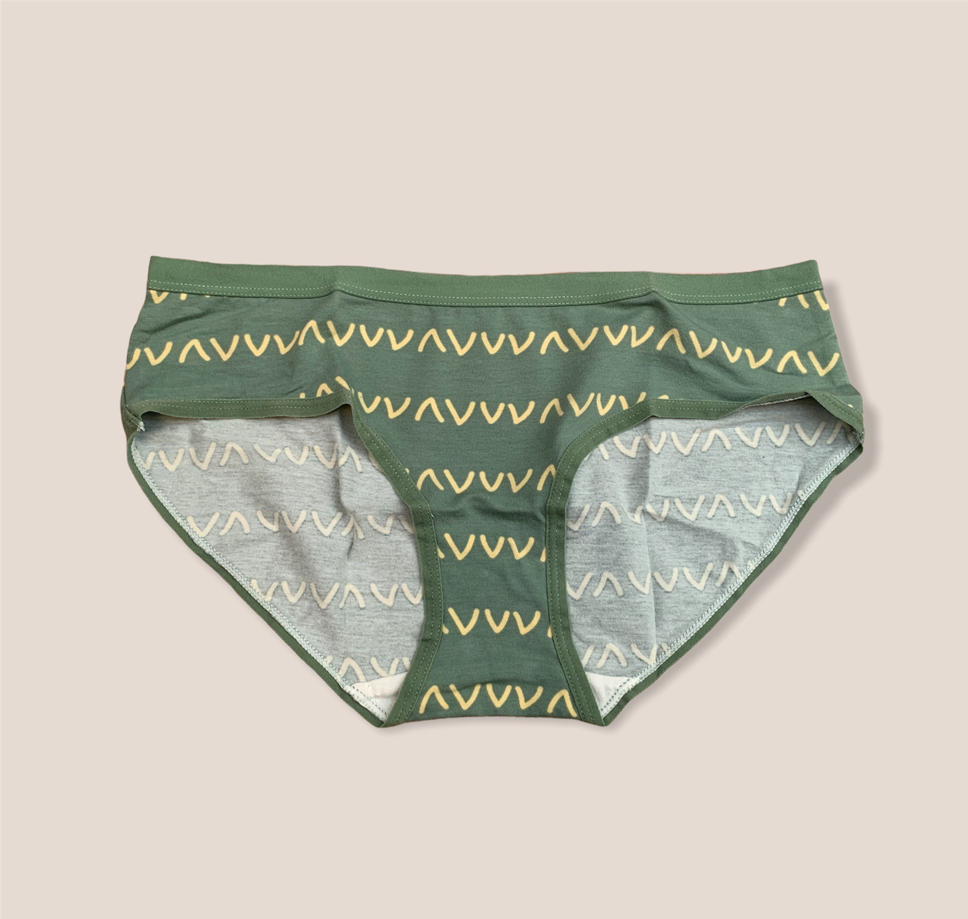 Combo 5 Quần Lót Nữ Cotton Miniso Nhiều Họa Tiết – Mềm Mịn, Thoáng Khí, Co Giãn