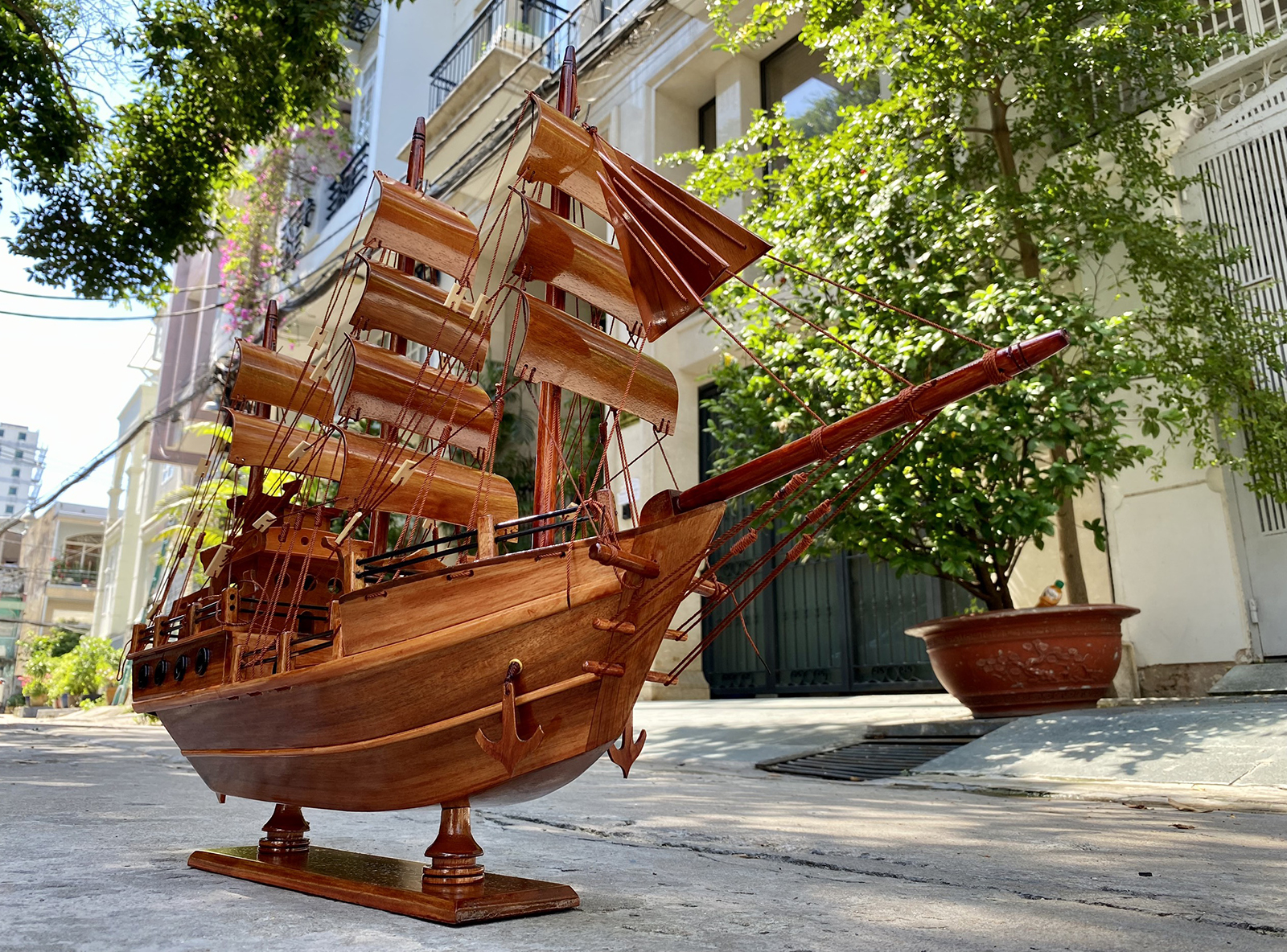 Thuyền buồm gỗ phong thủy Thuyền Thái dài 75cm , mô hình con tàu gỗ trang trí, quà tặng khai trương tân gia