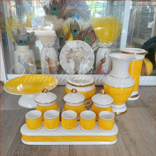 Bộ đồ sứ Trắng Vân Vàng - thờ cúng.