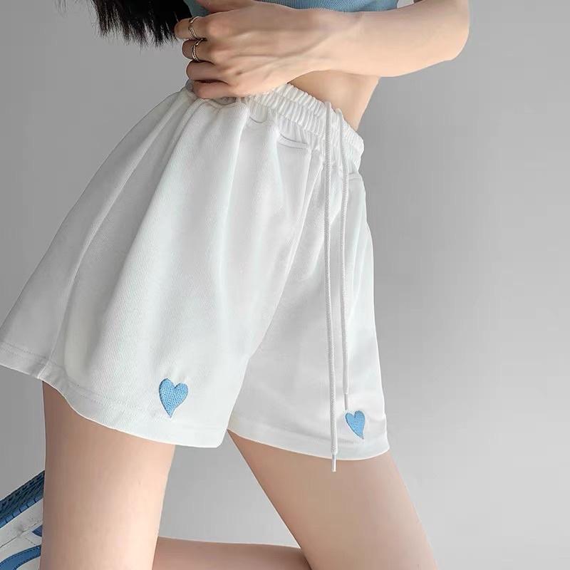 Quần Đùi Nữ Ống Rộng Thêu Trái Tim Cạp Chun Co Dãn 4 Màu