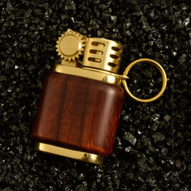 Vỏ Hột Quẹt Bật Lửa Xăng Đá Mini Zorro Z588 Thiết Kế Độc Lạ Ốp Gỗ Sang Trọng Dùng Xăng Bấc Đá Cao Cấp