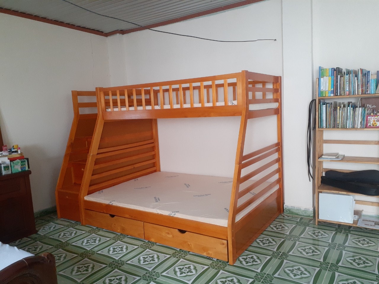 Giường Tầng GT192-OAK UNI