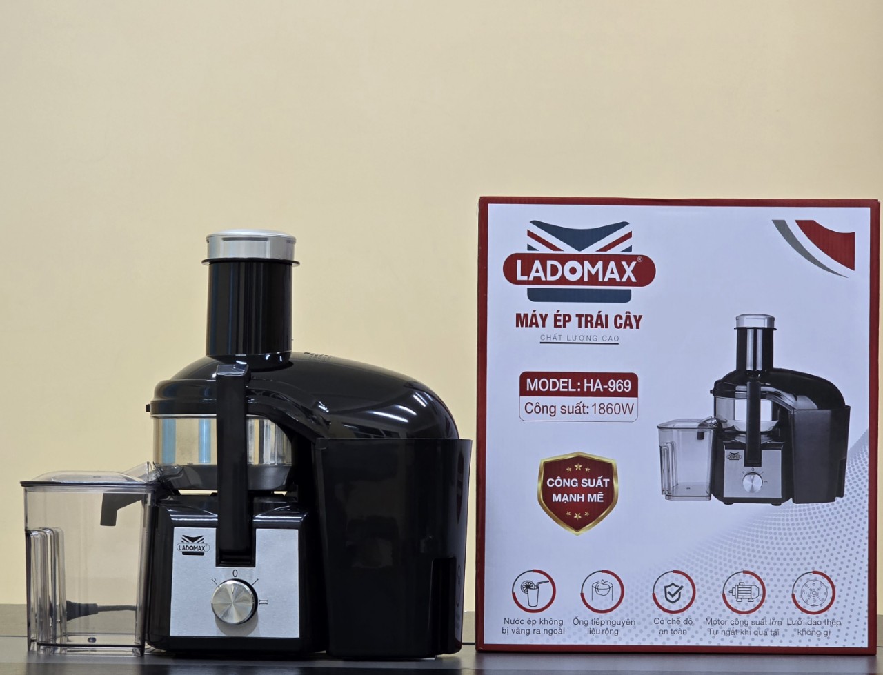 Máy ép trái cây công nghiệp công suất lớn 1860W Ladomax HA-969 nắp kháng vỡ, vòi xoay 2 chiều chống rỉ, ép kiệt bã, có linh kiện thay, chuyên dùng kinh doanh nước ép-Hàng chính hãng