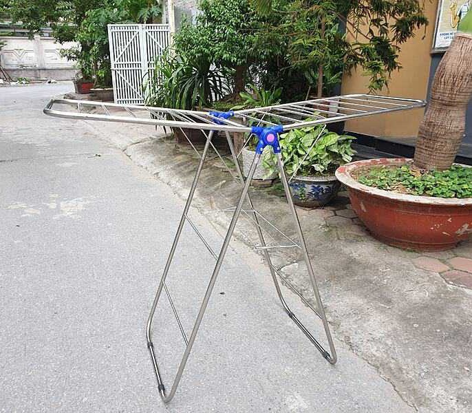 Giàn phơi quần áo chữ A inox cao cấp kiểu dáng Hàn Quốc
