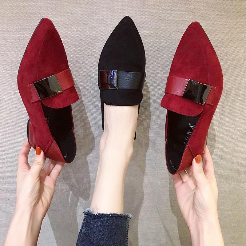 The new Korean suede shoes in spring, ins, wear black vintage British shoes with pointed heels