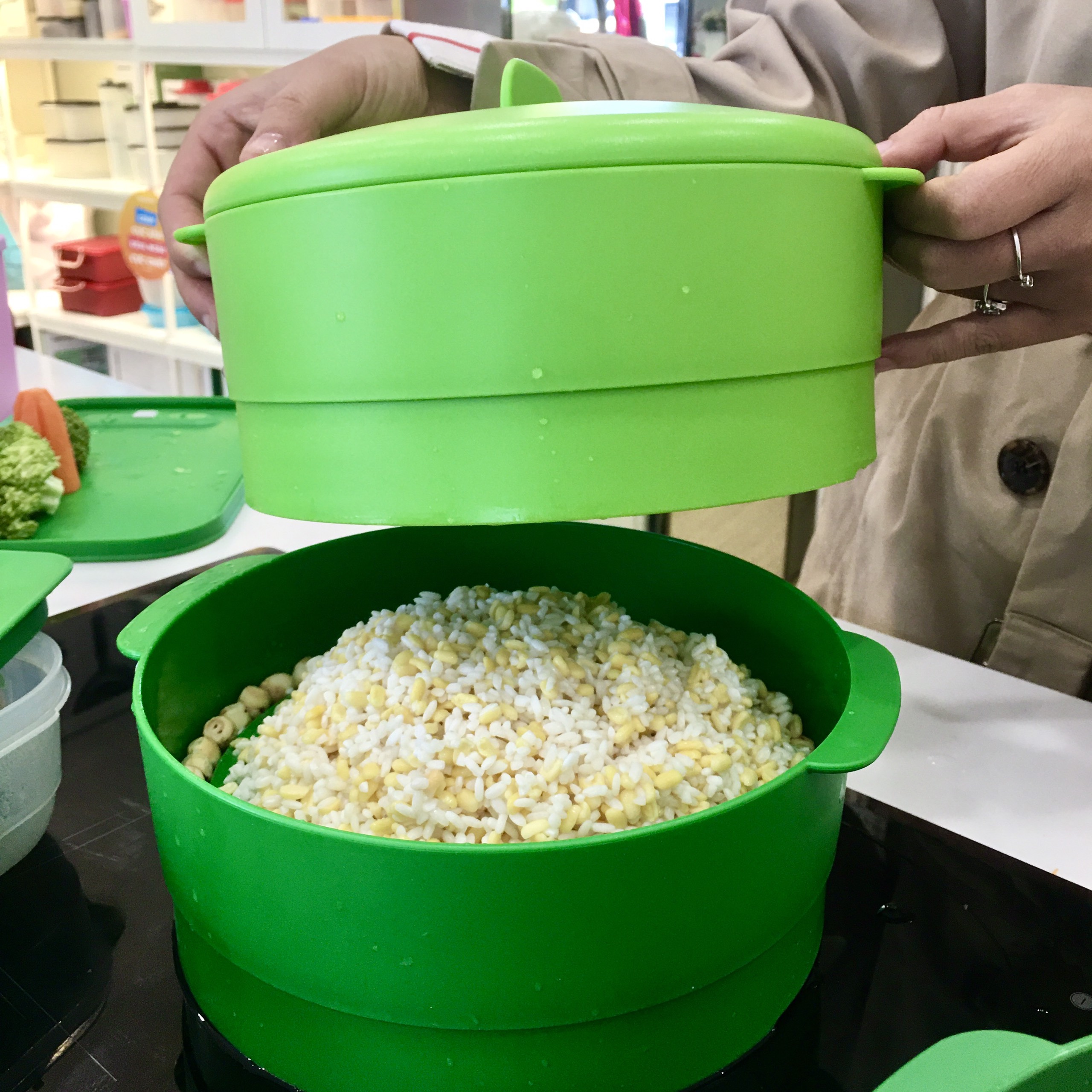 Chảo Tupperware Chống Dính Tự Nhiên Universal Cookware Frypan 24cm