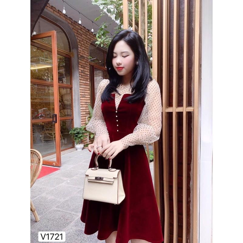 Đầm nhung đỏ xoè phối voan lưới khoét cổ V siêu sang