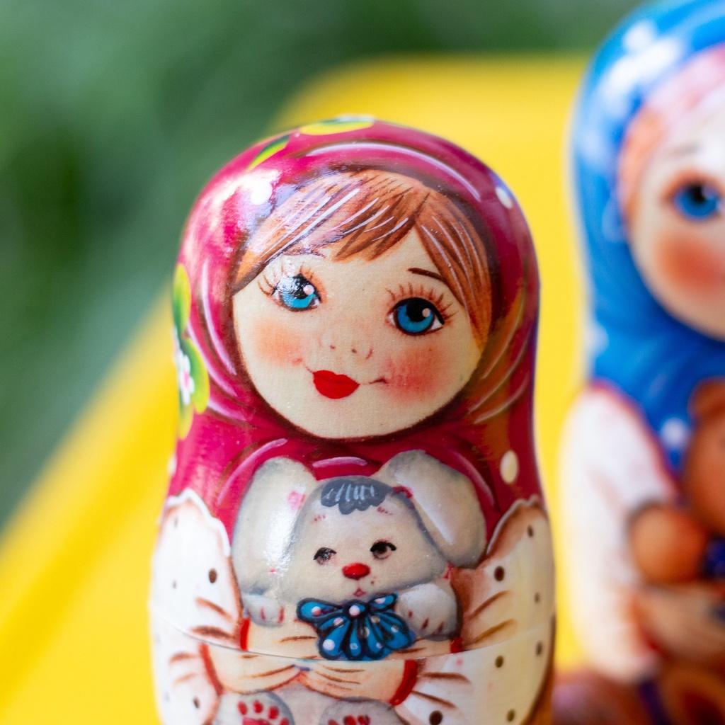 BỘ BÚP BÊ NGA MATRYOSHKA 5 LỚP 15CM "BÉ MISA ÔM GẤU" CỰC DỄ THƯƠNG QUÀ LƯU NIỆM NGA ĐỘC ĐÁO GIÁ ƯU ĐÃI NHẤT