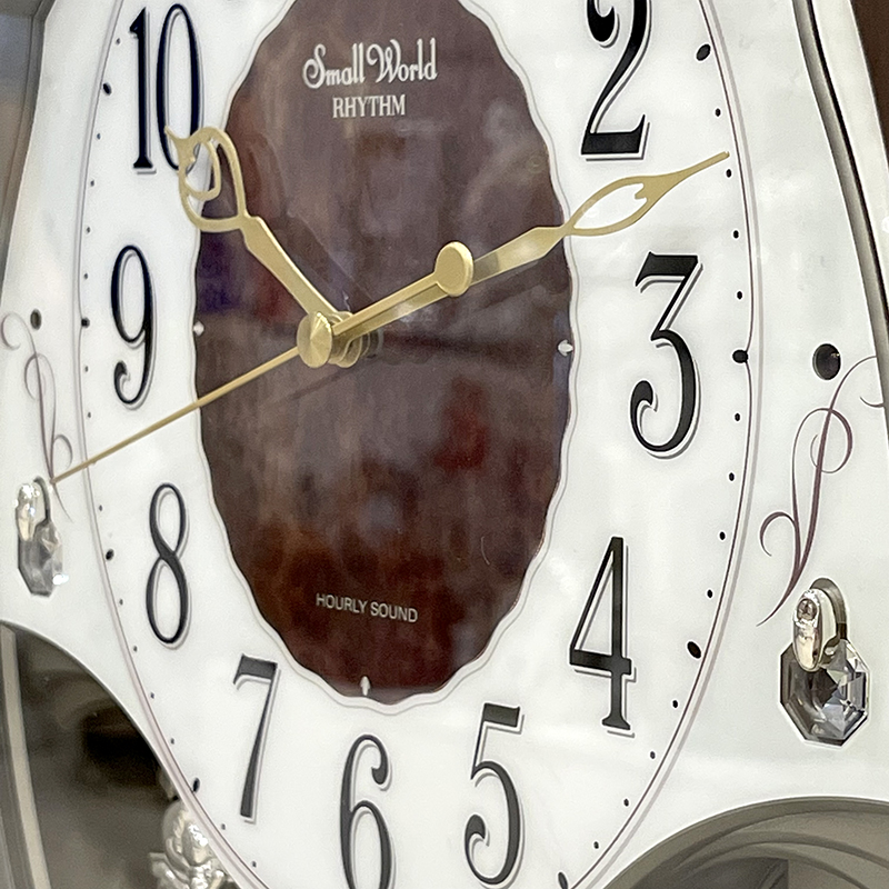 Đồng hồ Rhythm 4MJ894WU06 Kt 36.0 x 44.0 x 8.0cm, 2.5kg Vỏ gỗ. Dùng Pin.